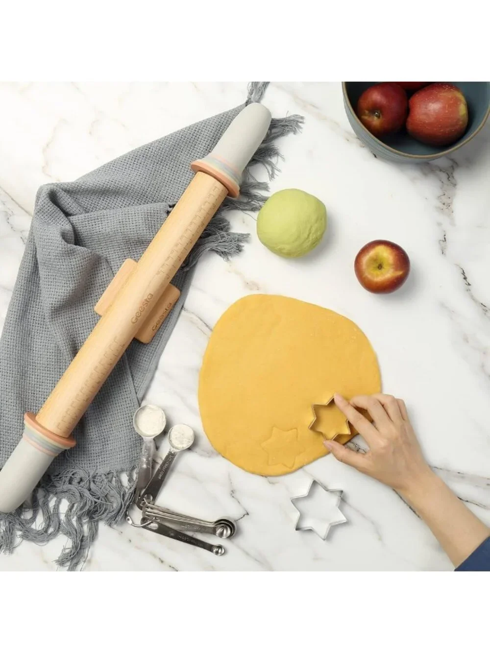 Adjustable Rolling Pin with 5 Thickness Rings & Measurement Guide for Baking